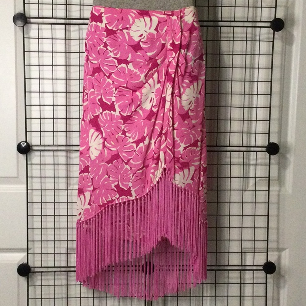 NWT. Michael KorsVibrant  mini/midi skirt with silk tassels.